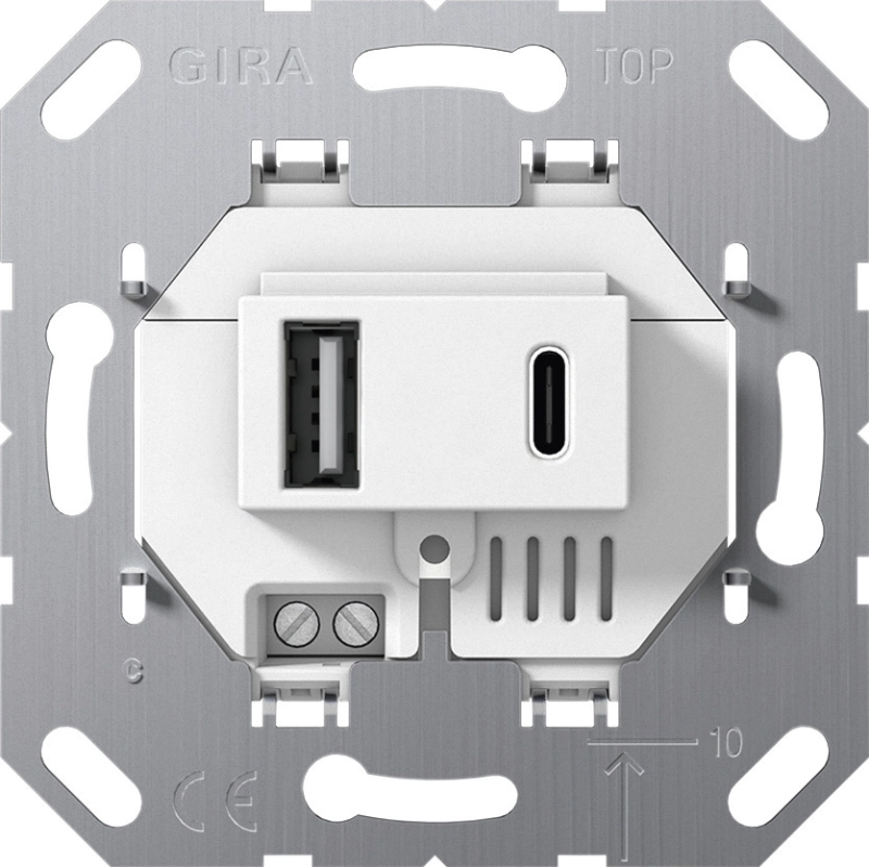 Зарядное устройство USB Gira, USB-A + USB-C, 3A, белая панель Зарядное устройство USB Gira, USB-A + USB-C, 3A, белая панель