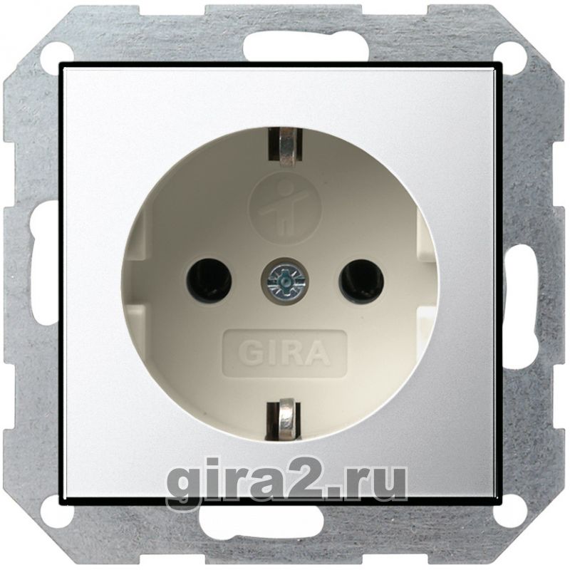 Розетка электрическая Gira System 55 (хром) Розетка электрическая Gira System 55 (хром)